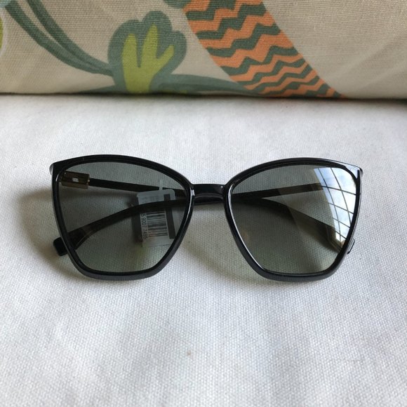 ? NEW Fendi Oversized Black Square Sunglasses FF 0433/G/S ✨